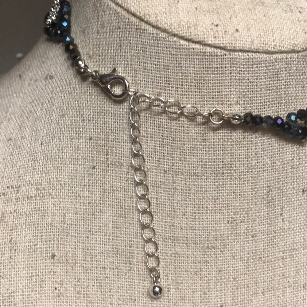 Chocker - Picture 2 of 3